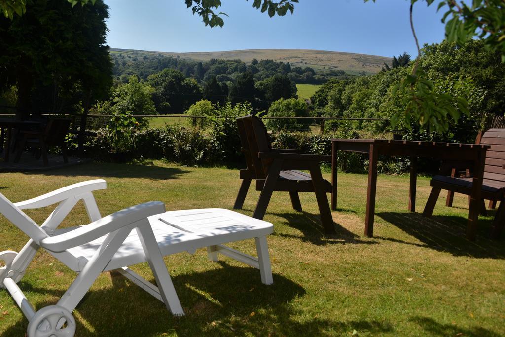The Oxenham Arms Hotel Devon South Zeal 외부 사진