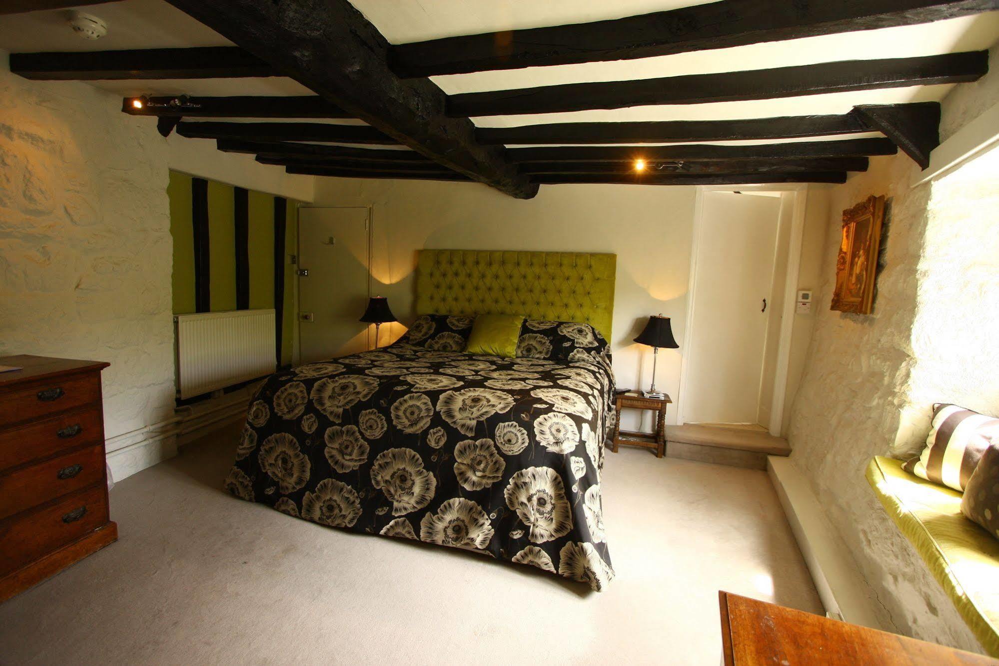 The Oxenham Arms Hotel Devon South Zeal 외부 사진