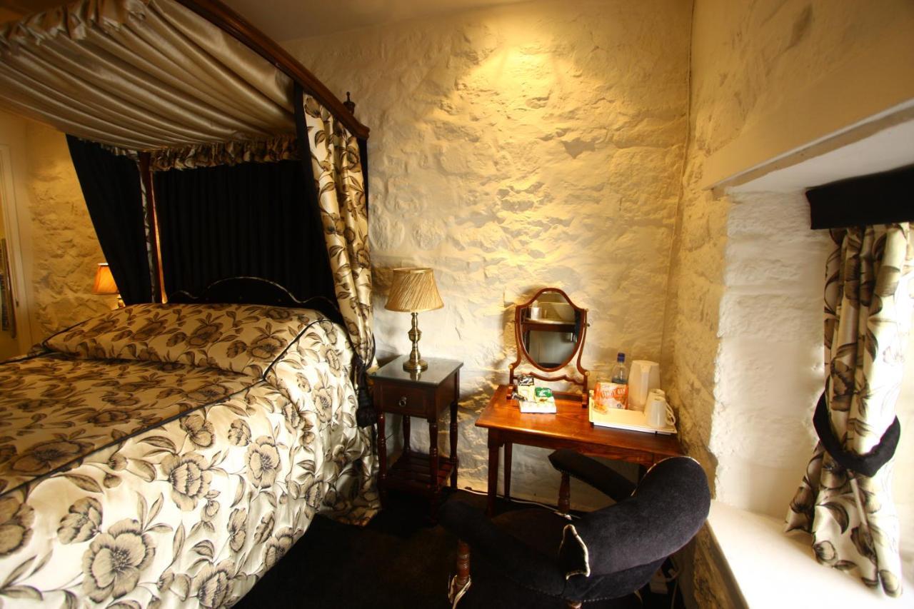 The Oxenham Arms Hotel Devon South Zeal 외부 사진