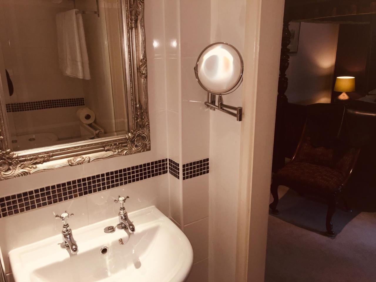 The Oxenham Arms Hotel Devon South Zeal 외부 사진